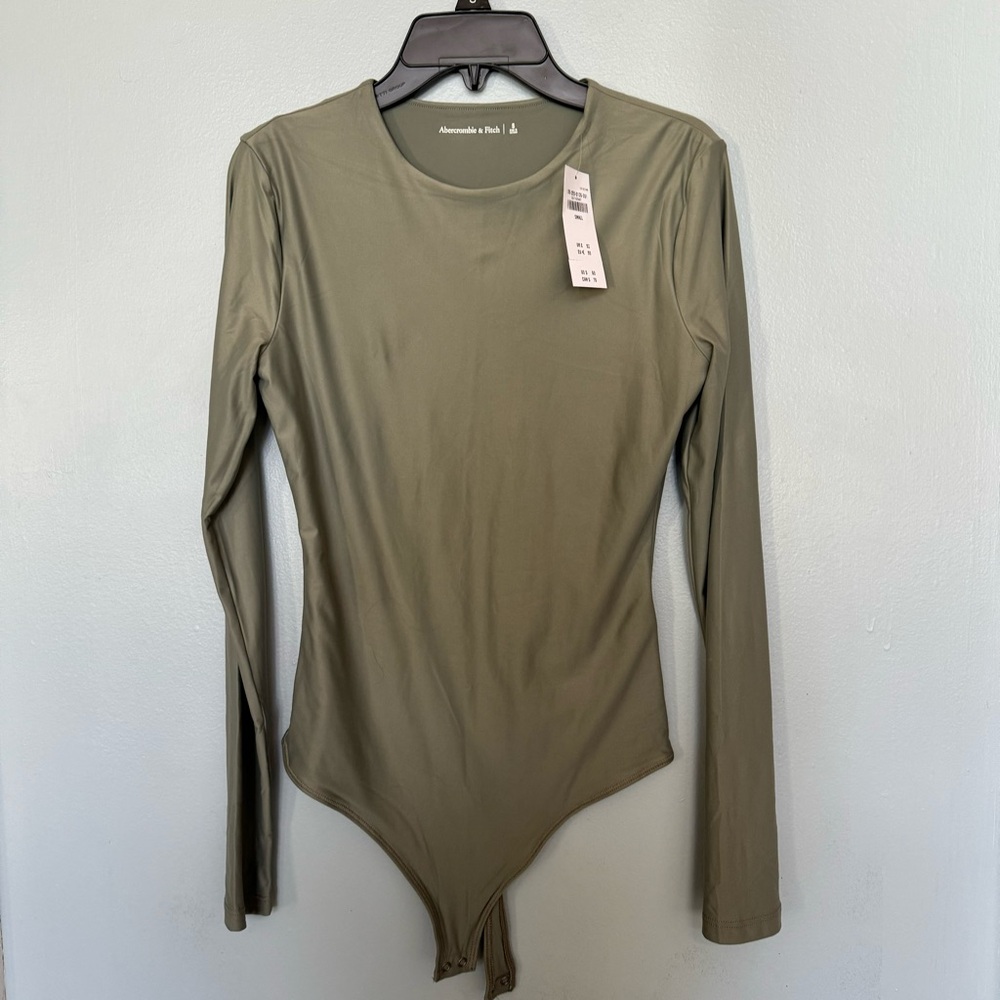 NWT: Abercrombie & Fitch Bodysuit size: small